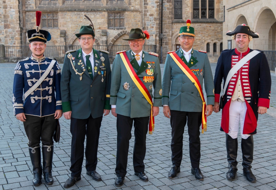 Organisatoren/Mitwirkende Großer Zapfenstreich